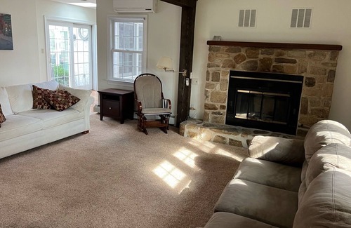 Phoenixville House | Secluded and peaceful 5 bedroom family friendly home with pool