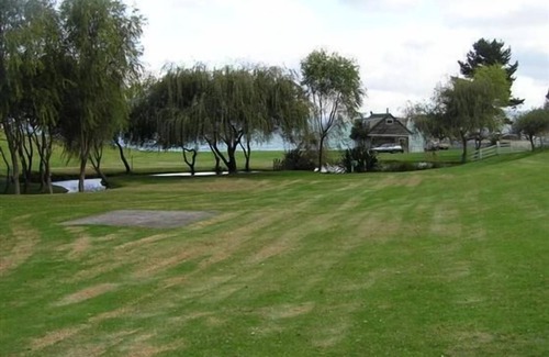 Waiheke Island Ski Chalet | Secluded Beachfront Hideaway