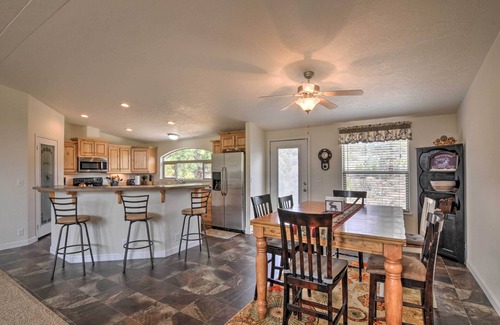 Boulder Cottage | Secluded Boulder House - Next to National Forests!