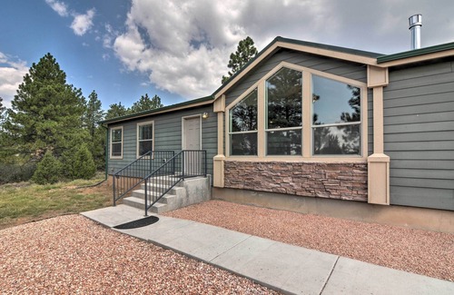 Boulder Cottage | Secluded Boulder House - Next to National Forests!