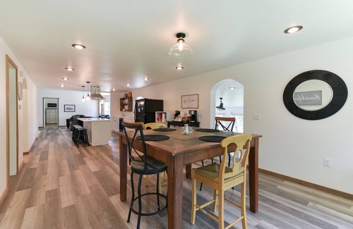 Omaha House | Secluded Branson Tablerock Lake Sanctuary/Mins. to Marina/lake - 20 min Branson