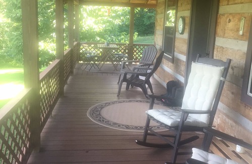 Pomeroy Cabin | Secluded Cabin, Family and Pet-Friendly