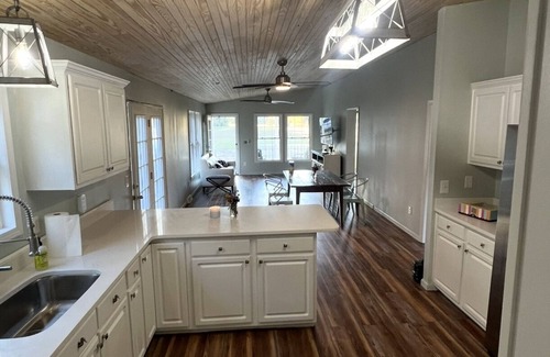 Burgaw Cabin | Secluded cabin on 30+acres w/trails, 4hole golf, river access, pond,dog friendly