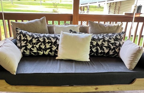 Burgaw Cabin | Secluded cabin on 30+acres w/trails, 4hole golf, river access, pond,dog friendly