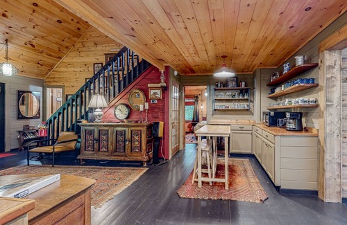 Sautee Nacoochee Cabin | Secluded cabin with game room, wood fireplace, firepit, & great decks