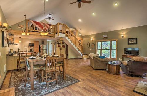Casper House | Secluded Casper Mtn Cabin Fire Pit, 12 Mi to Town