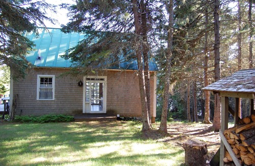 Stonington House | Secluded Cottage with Stunning Ocean Views