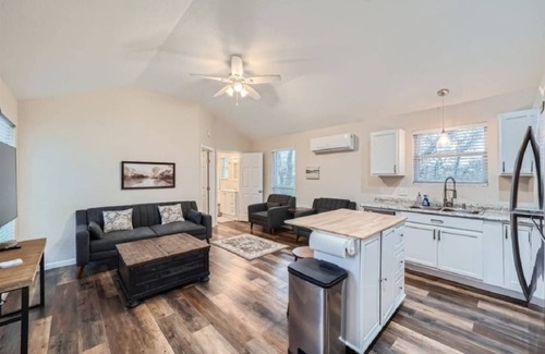 Cedar Creek House | Secluded Country Home on 15 Acres with BBQ. Close to COTA and Airport.