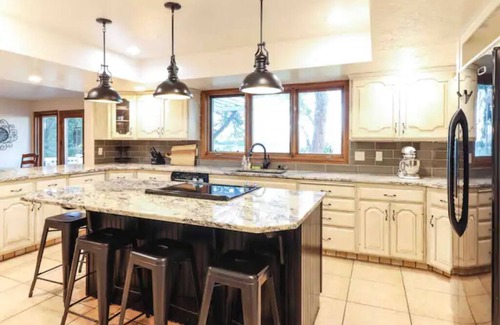 Lapoint House | Secluded gorgeous home. Sleeps 20+. New hot tub.