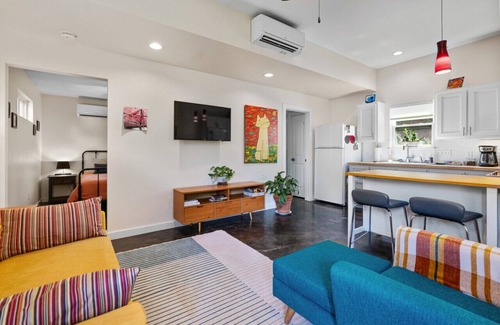 Austin House | Secluded Guest House in beautiful setting