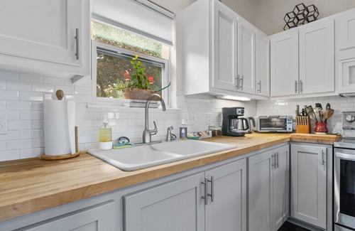 Austin House | Secluded Guest House in beautiful setting