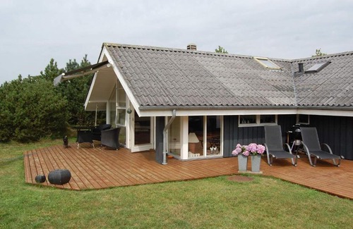 Rindby Strand House | Secluded Haven in Rindby