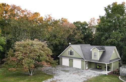 Mentone Cottage | Secluded “HideOut” on 8 acres