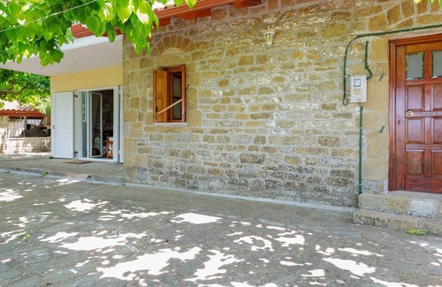 Kalavrouza House | Secluded Holiday Home in Kalavrouza with Mountain Views,BBQ