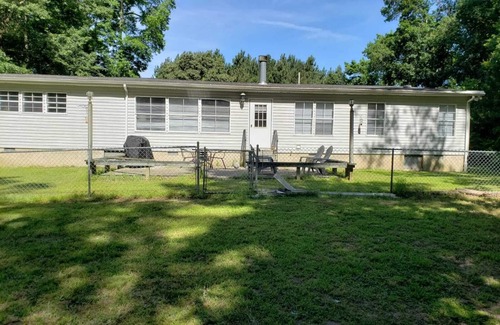 Wattsville House | Secluded Home near Chincoteague Island with VB&BB