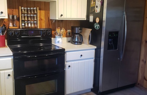Manchester Center House | Secluded Home - Close to Skiing, Horse Show, Hiking, Dining/Shopping