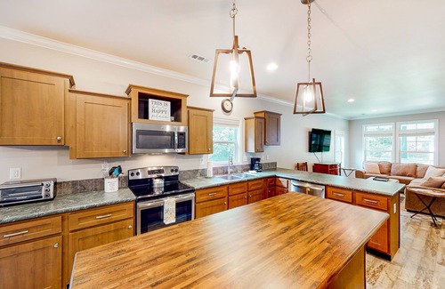 Woodfin House | Secluded home with firepit, gas grill, deck, full kitchen, TV, & washer/dryer
