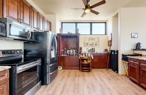 Marble Falls House | Secluded lakeside retreat with entertainment, large deck, balcony & firepit