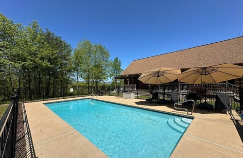 Trion Cabin | Secluded Log Cabin with Mountain Views. Hot Tub & 'Seasonal' Heated Pool