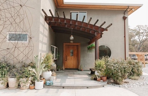 Cottonwood House | Secluded Luxury at Oak Hollow Estate – Perfect for Groups of Up to 20