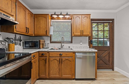 Candler House | Secluded mountain getaway near Blue Ridge Parkway