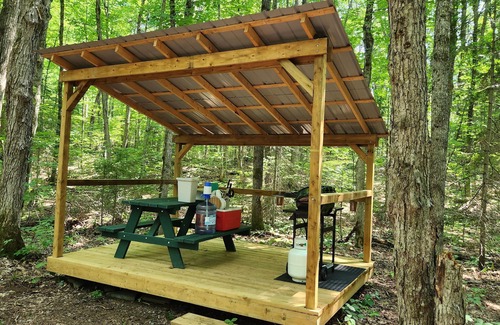 Clear Lake Cabin | Secluded Muskoka Glamping Cabin with Private Lake & Trails