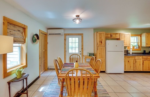 Mount Marion House | Secluded New York Abode w/ Fire Pit & Creek Access