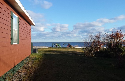 York Cottage | Secluded oceanfront property.