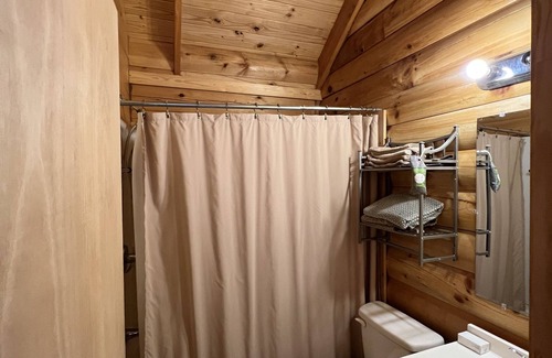 Blackwell Cabin | Secluded Private Cabins, on Two Twenty Acre Lakes