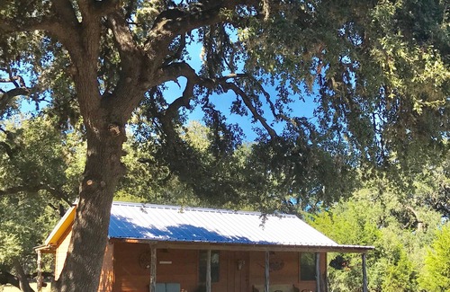Utopia Cabin | Secluded Ranch Cabin between Garner and Lost Maples