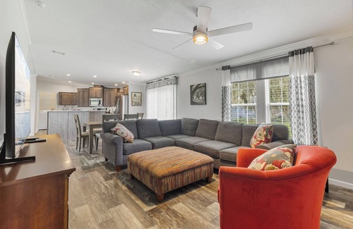 Arcadia House | “Secluded Ranch Retreat: 3BR Home w/ Pond, Trails, Wildlife & Modern Amenities”