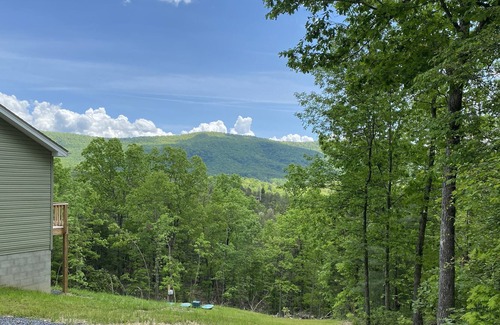 Fort Valley Cottage | Secluded retreat in the heart of Shenandoah, perfect hideaway to settle the soul