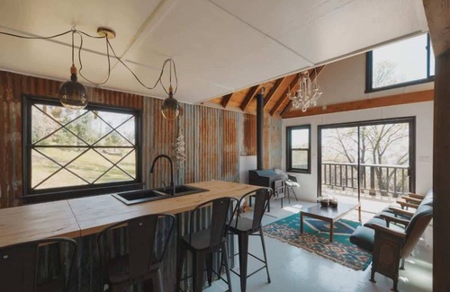 Dunlap Cabin | Secluded rustic 3-bedroom cabin on private land