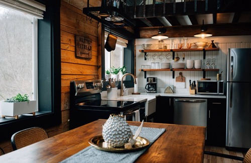 Ferryville Cabin | Secluded Rustic + Modern Log Cabin with hot tub by Stream, luxury getaway