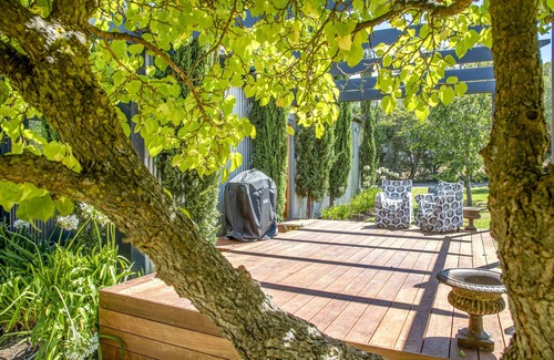 Port Elliot Cottage | Secluded Seaside Retreat - Premium Luxury Accommodation