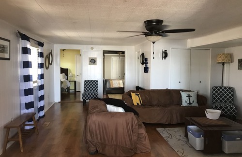 Scottsville House | Secluded spot with high speed internet! Enjoy the beauty of Barren River Lake!