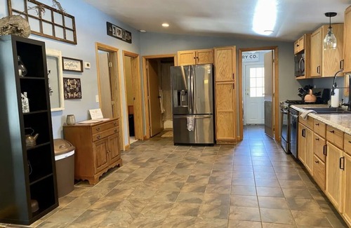 Leeper Cabin | Secluded three bedroom cabin in the Woods
