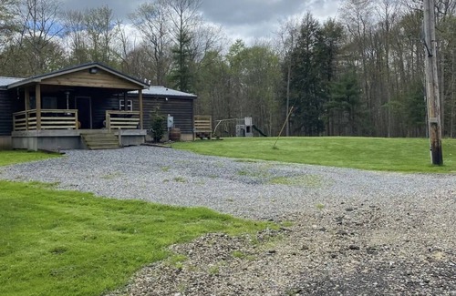 Leeper Cabin | Secluded three bedroom cabin in the Woods