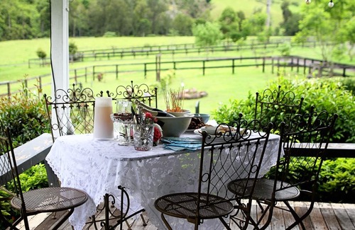 Sarabah House | Seclusion and privacy in paradise mid week specials available enquire now
