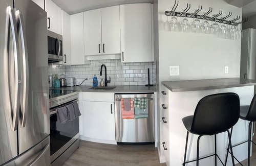 Central Okanagan Cabin | Seclusion Bay Luxury Lakeside Cabin 8. Stunning beachfront on Okanagan Lake.