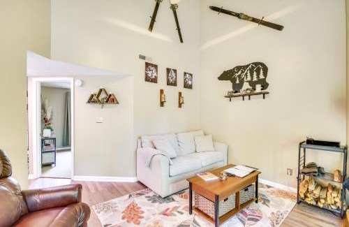 Wintergreen Apartment | Second-Floor Condo with Community Pool Access!