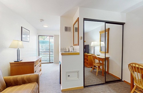 West End Cabin | Second-floor room on Main St - pool & hot tub - walk to lifts, dog-friendly