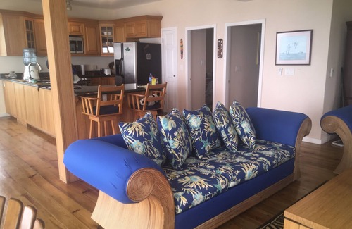 Isla de Utila House | Second Wind - Ocean Front - 1 bedroom with WOW Factor!