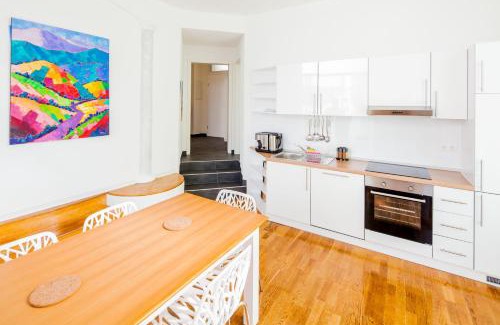 Innenstadt Apartment | SecondHome Stuttgart - Very nice apartment near historic city centre at Blumenstr 58 in Esslingen am Neckar - W2