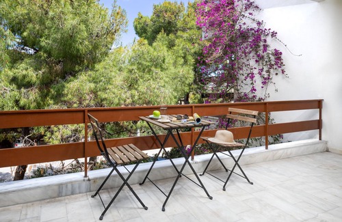 Vouliagmeni Apartment | Secret Aktis Two Bedroom Maisonette next to the beach by BluPine