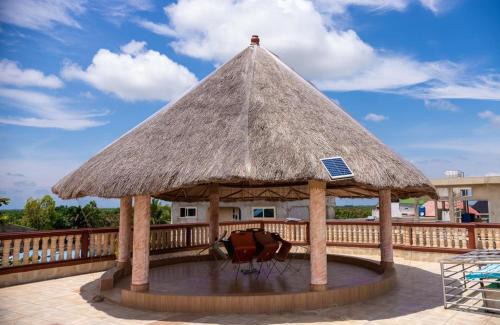 Porto-Novo Apartment | SECRET D'OFÈ