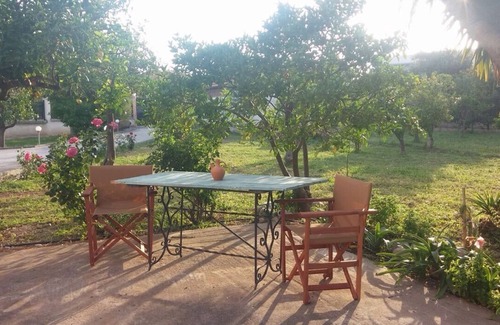 Temeni House | SECRET GARDEN HOUSE - A SMALL PARADISE 1,5 KM AWAY FROM THE SEA 3 KM FROM CITY