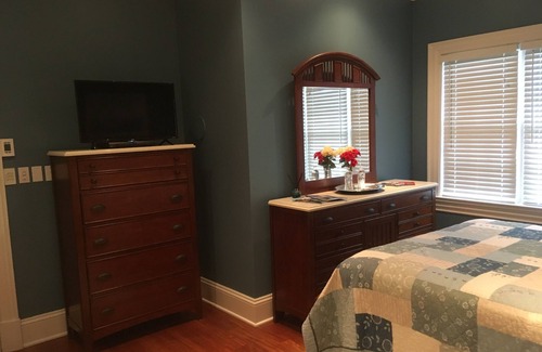 Dufferin Bed & Breakfast | Secret Guest Rm 3