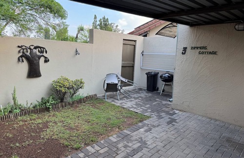 Edenvale Cottage | Secure cottage with Wi-fi+PLEX O.R. Tambo Airport
