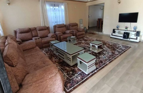 Syokimau Villa | Secure spacious 4 bed, own compound, 3 miles to the international Airport, SGR